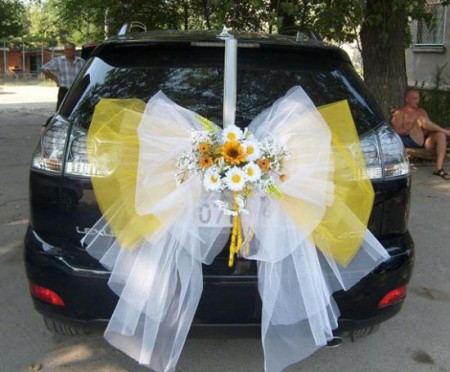 بهجة تزيين سيارة العريس (1)