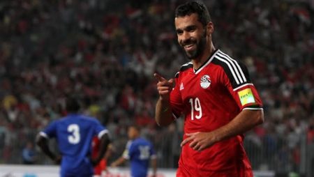 اللاعب عبدالله الأهلي (4)