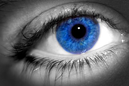 خلفيات العيون الزرقاء للجوال (2)