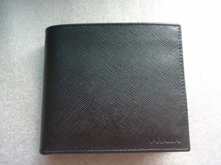 محفظة سوداء (1)