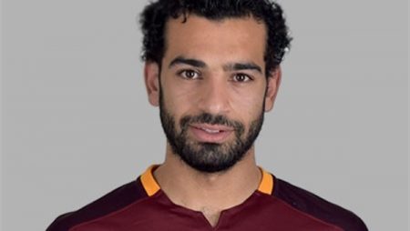 محمد صلاح بالصور (3)