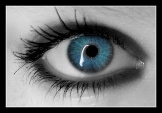 اجمل الصور الرمزية للعيون الزرقاء (1)
