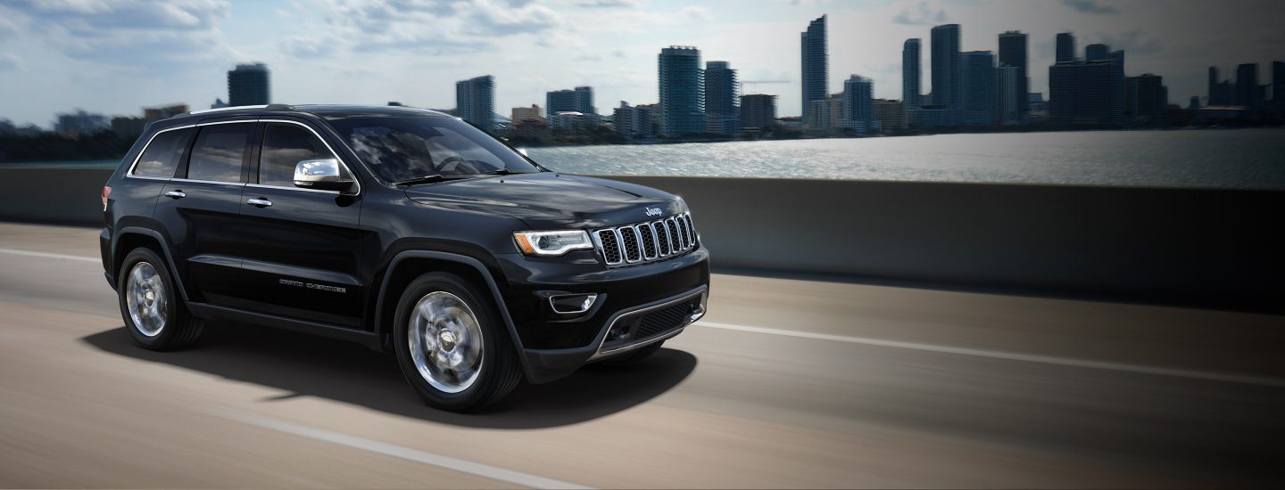 صور جيب جراند شيروكي رمزيات و خلفيات Jeep Grand Cherokee - مجلة ميكساتك