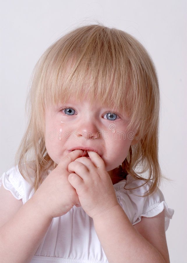 صور أطفال حزينة بدموع وبراءة الأطفال 14